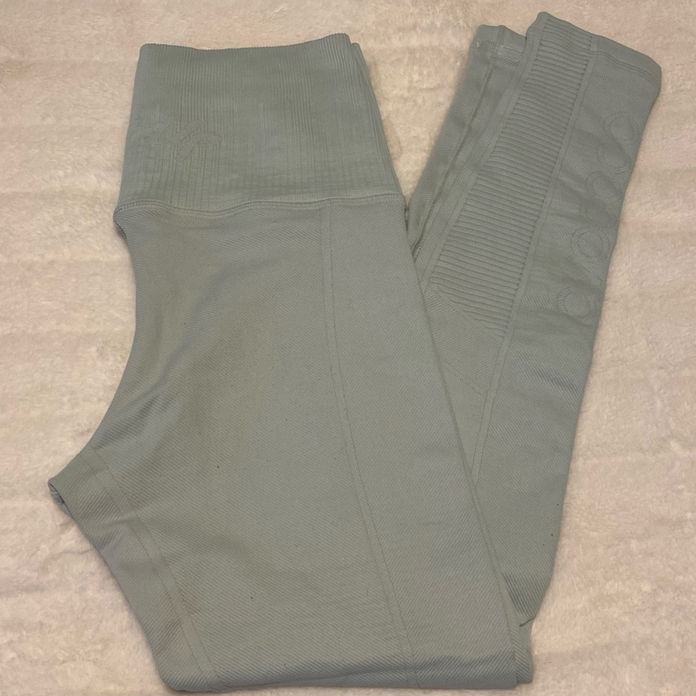 Avocado light baby blue leggings xs/s tone it up